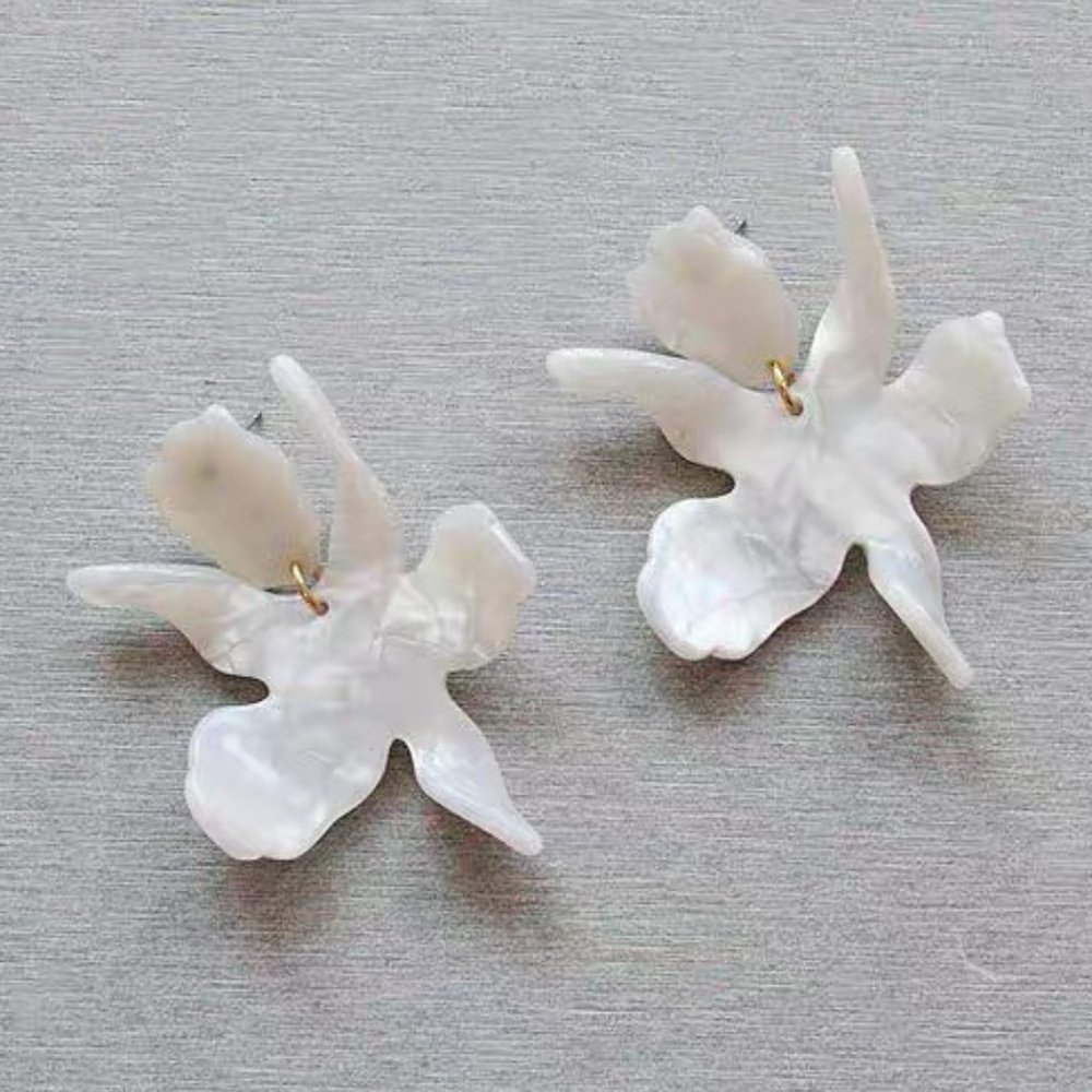 Lele Sadoughi Small Paper Lily Earrings